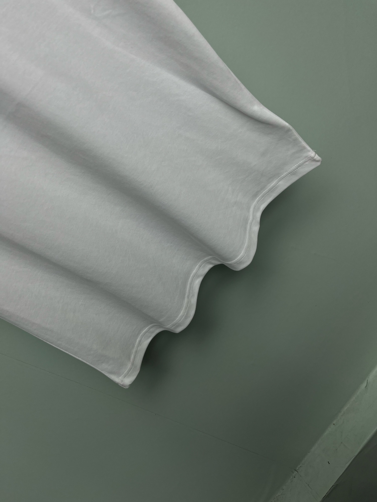 Women's short sleeves
